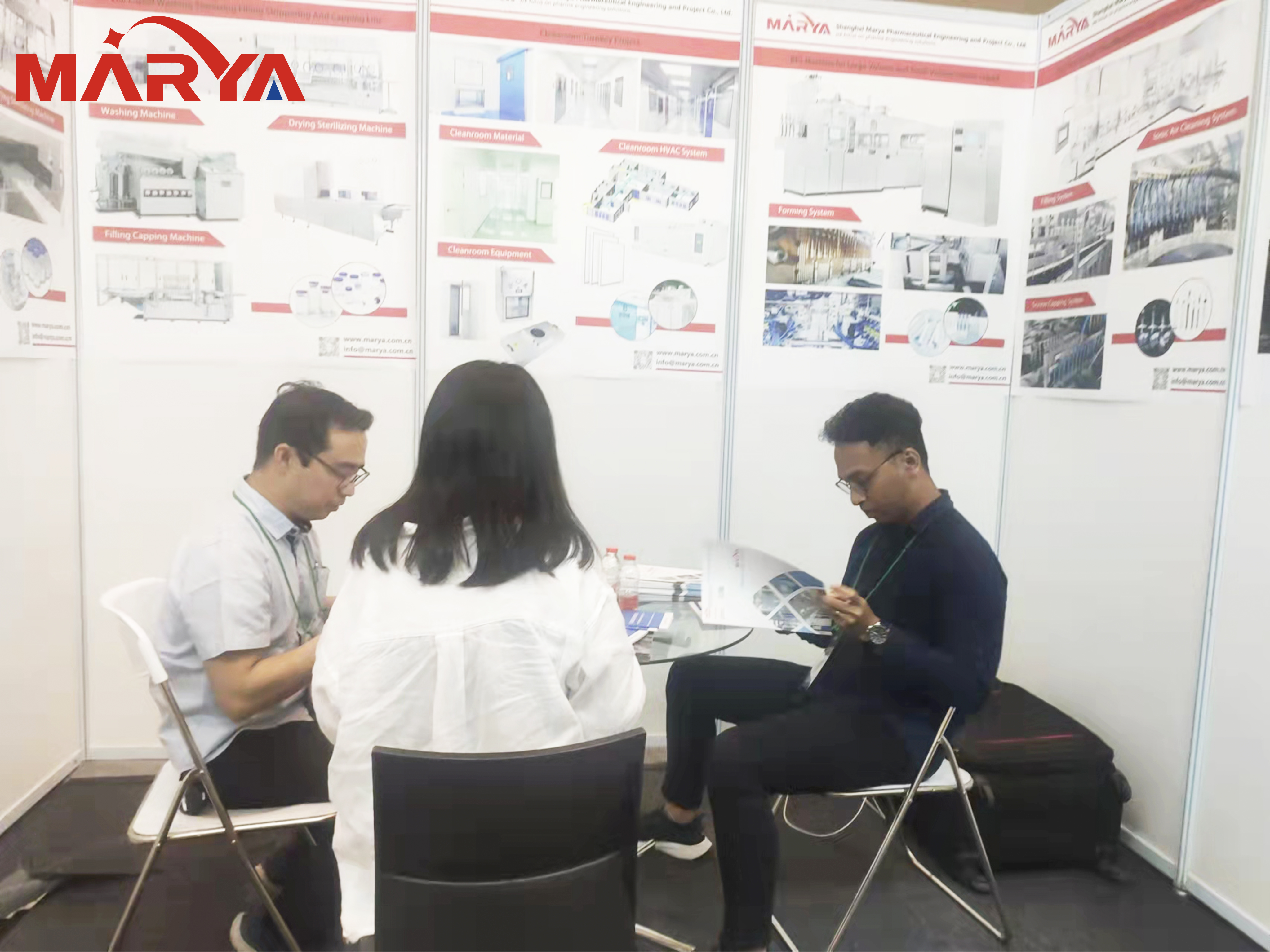 Indonesia exhibition3 Индонезийская выставка3